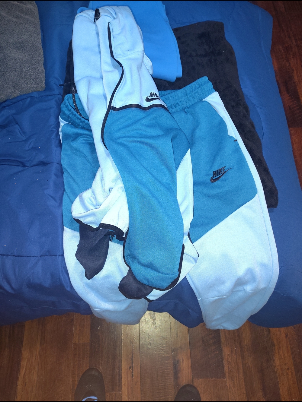 Nike Men Performance Jacket & Sweatpants Set - Teal, Light Blue & Black